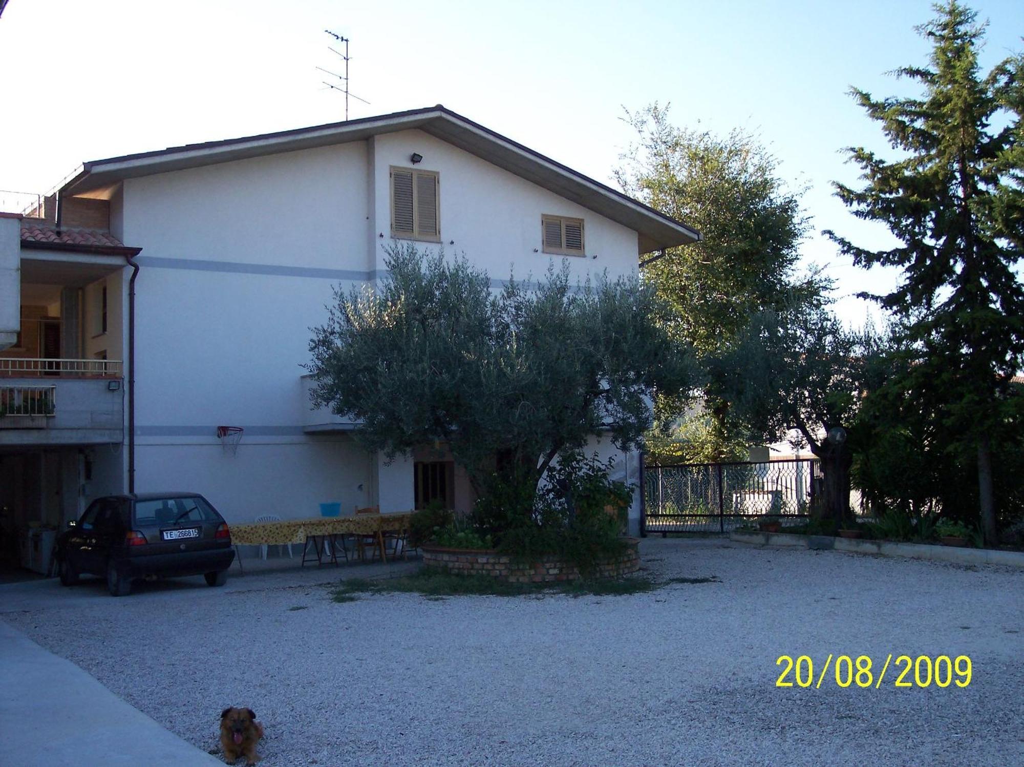 Agriturismo Il Vecchio Carro Campli Extérieur photo